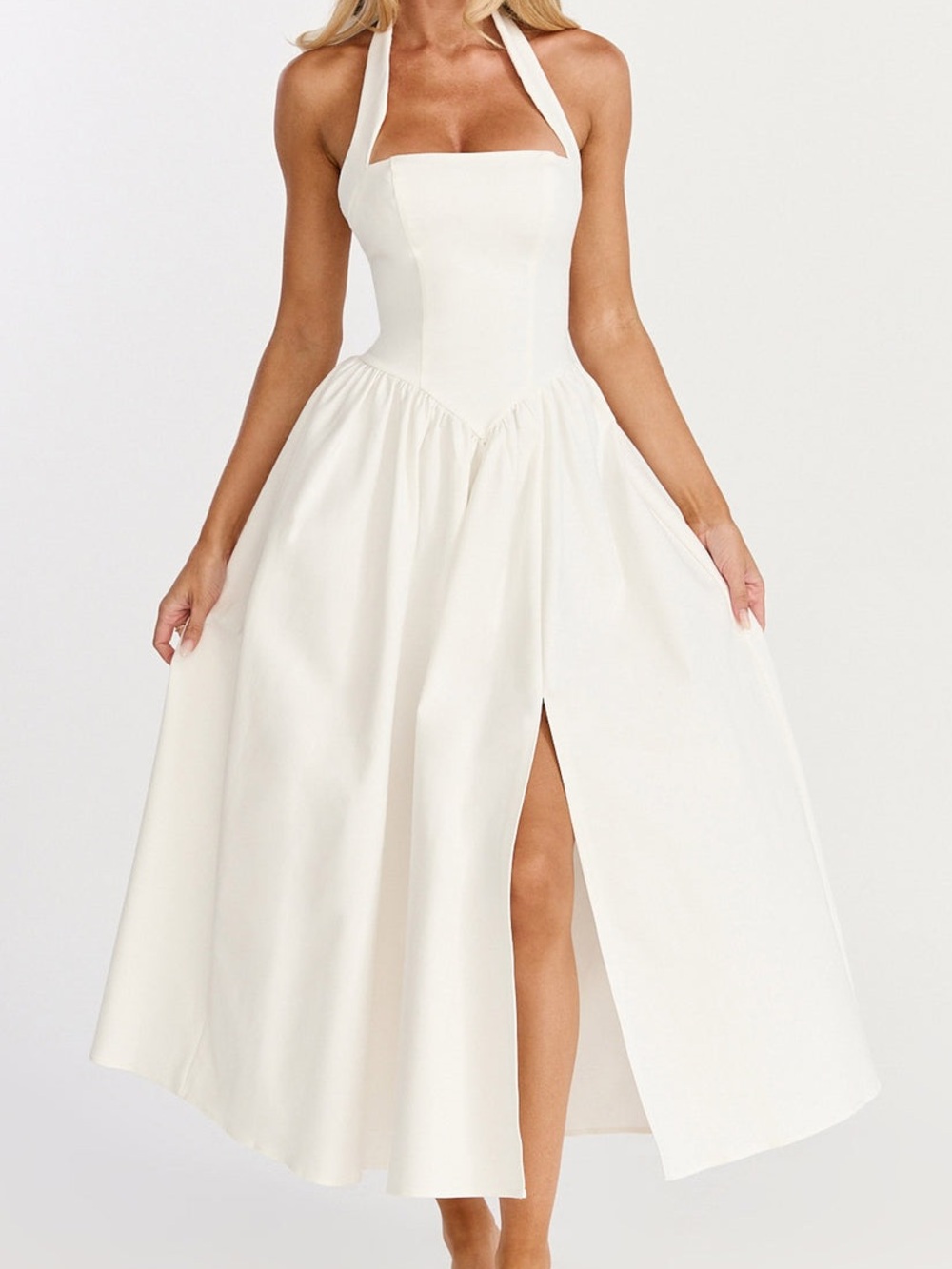 HELDA MIDI DRESS
Halter Tie Neck Corset Panel Dress In Off White NEVER WORN